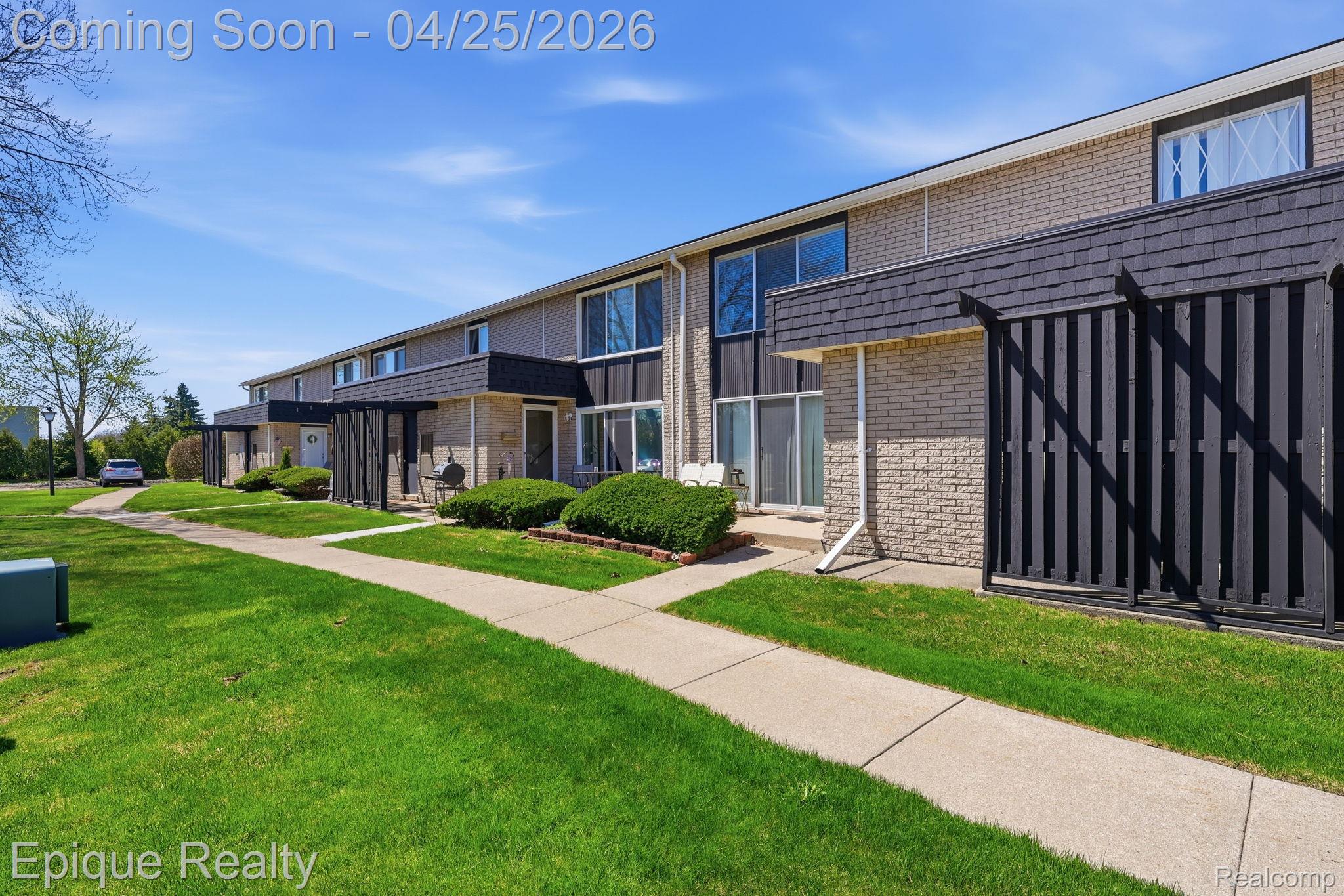 8727 Kennedy Circle 4