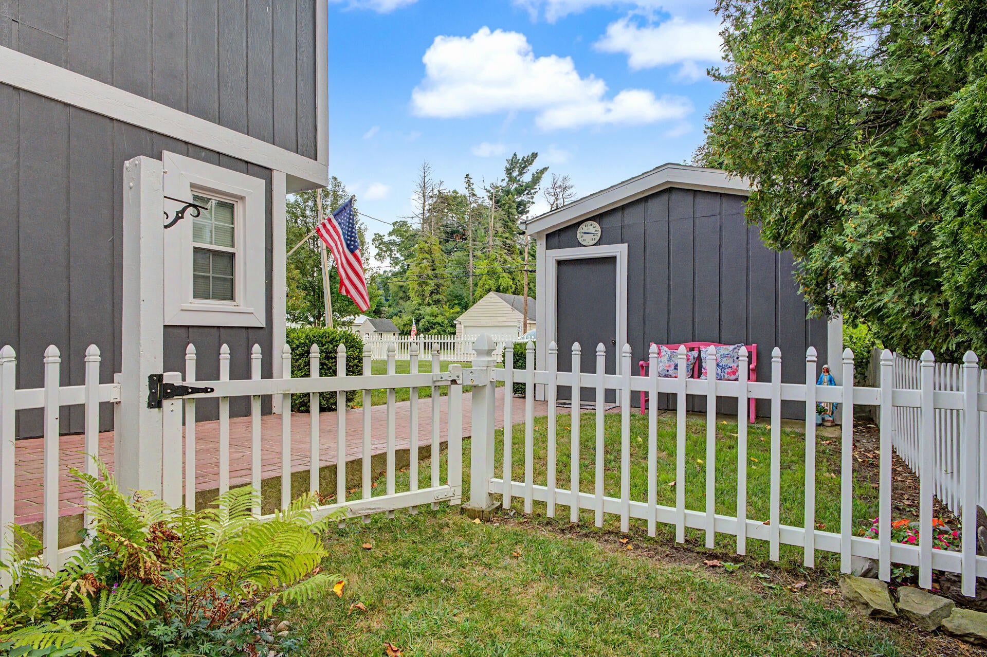 2124 Ash Te Wette Beach Drive