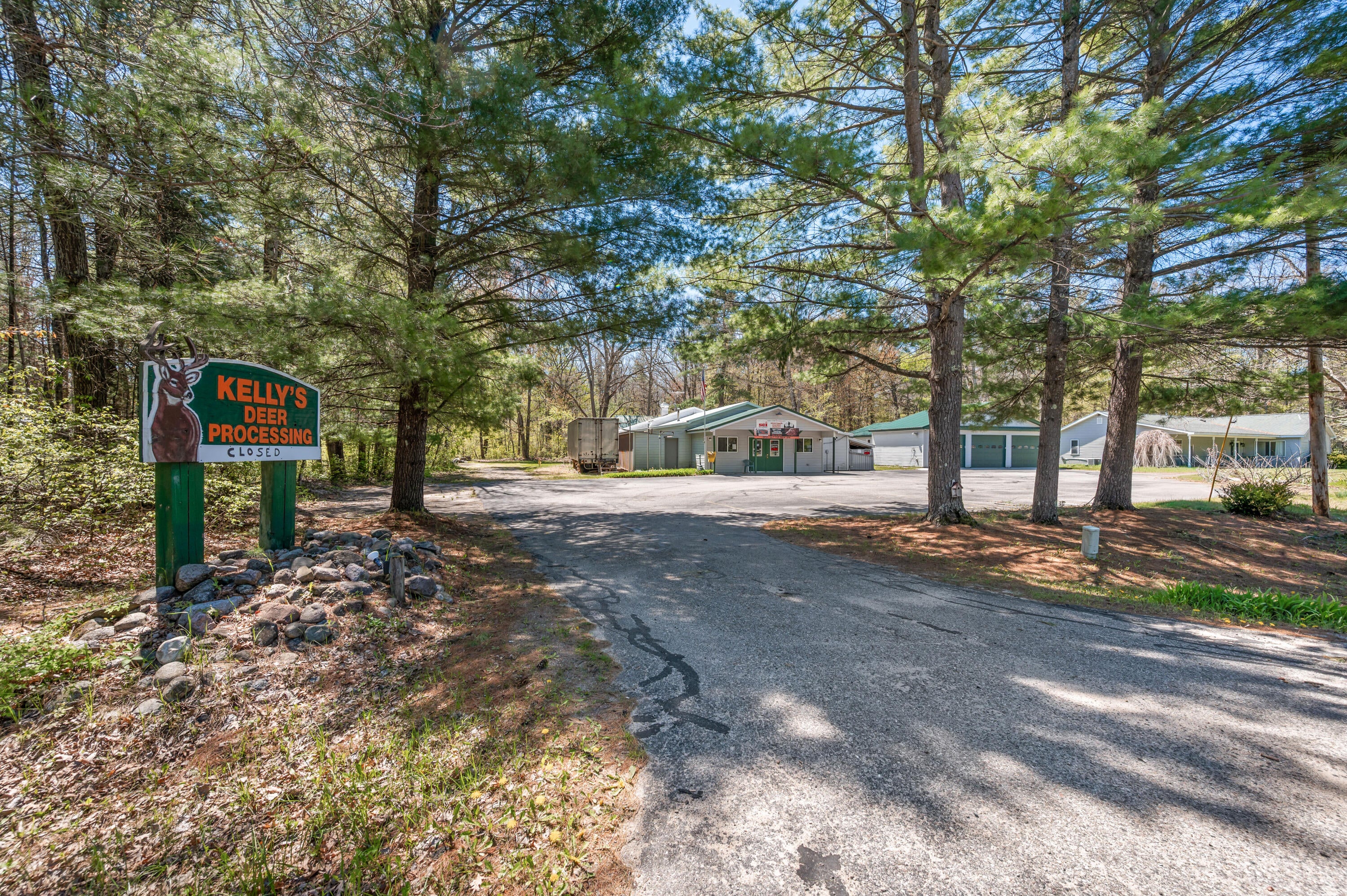 19055 12 Mile Road