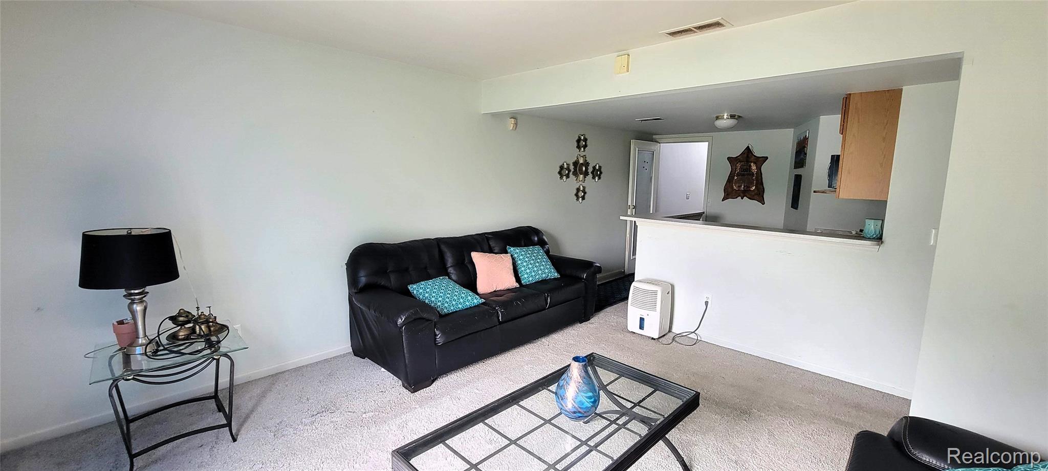 Grand Blanc City, Michigan 48439, United States, 3 Bedrooms Bedrooms, ,3 BathroomsBathrooms,Residential,Active,173351