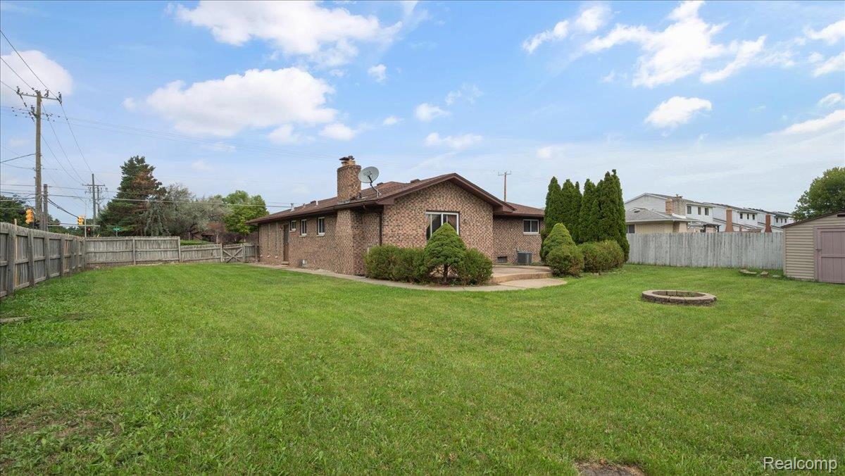 4016 Fox Hill Drive