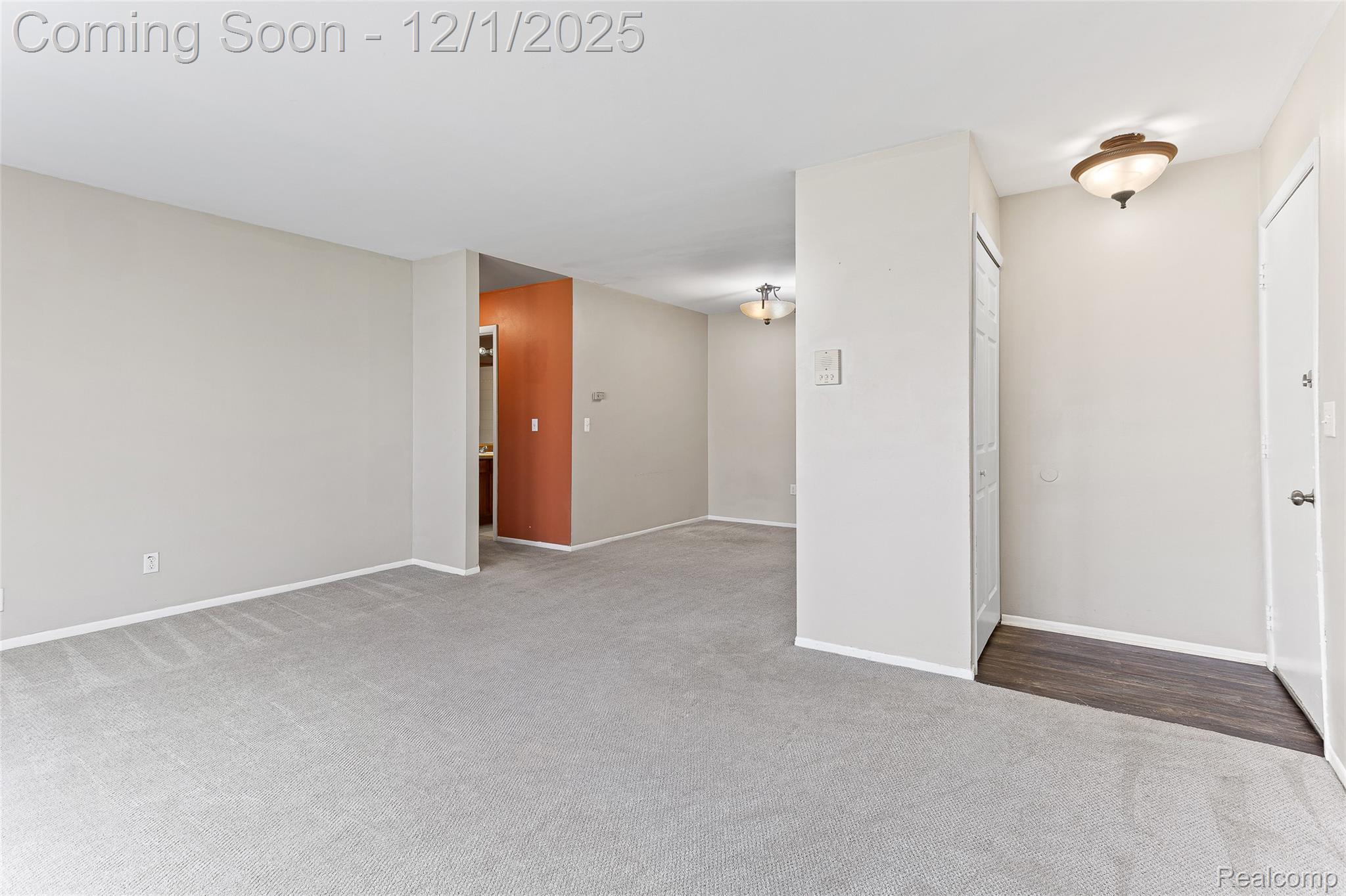 7400 Central Street 11