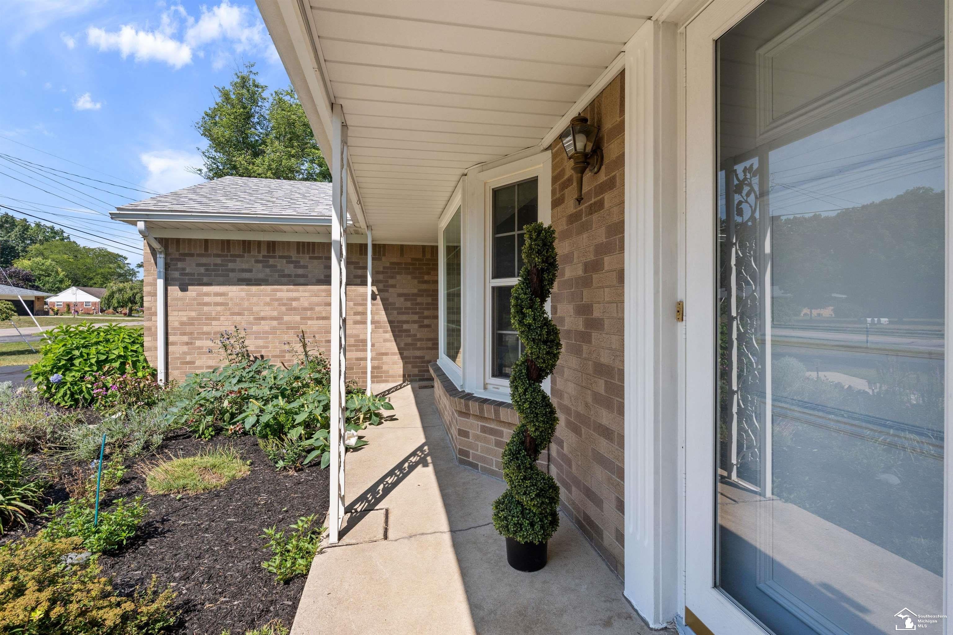 3384 Springdale Drive