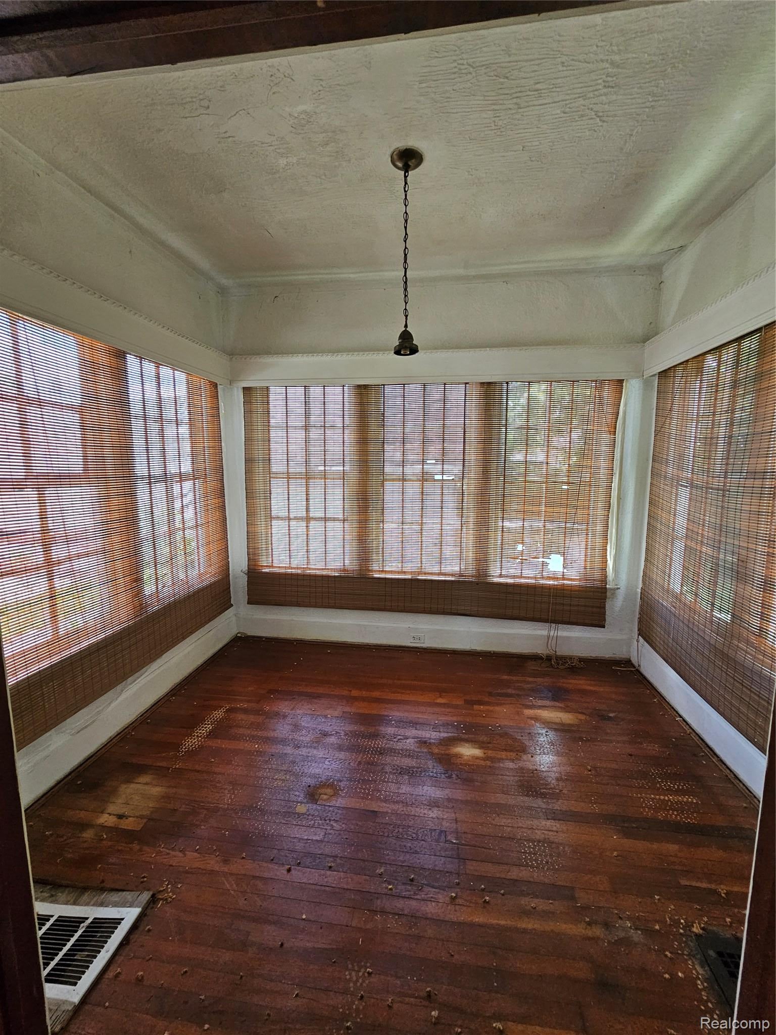 139 Puritan Street