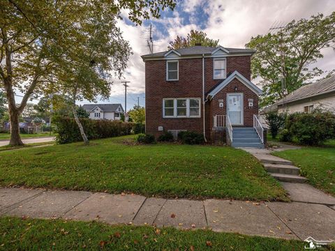 526 E Second Street Monroe Charter Township MI 48161