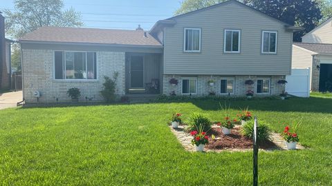 43339 Cambridge Drive Sterling Heights City Macomb MI 48313