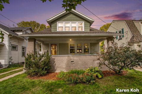 603 Knapp Street NE Grand Rapids City MI 49505