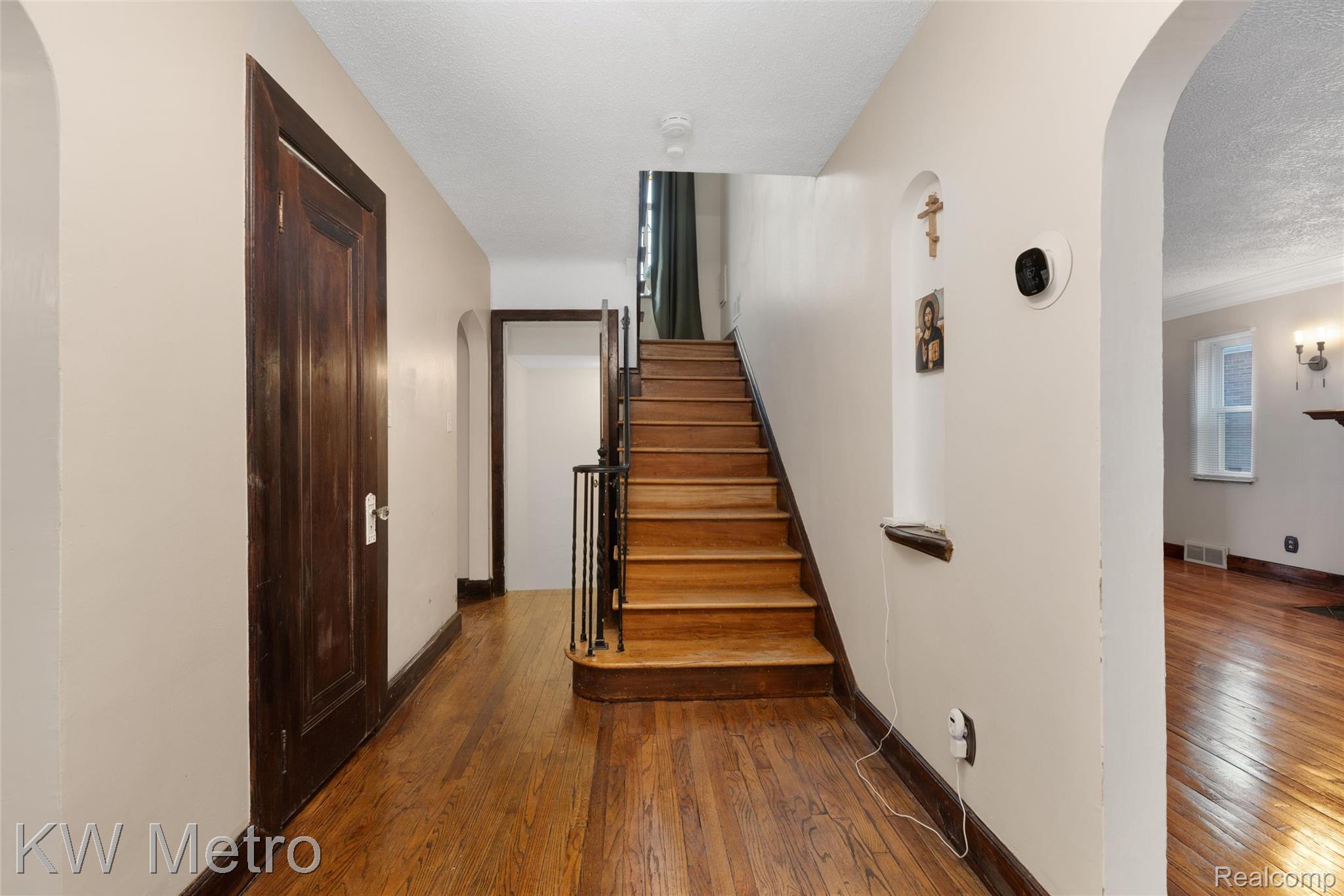 3510 Oakman Boulevard