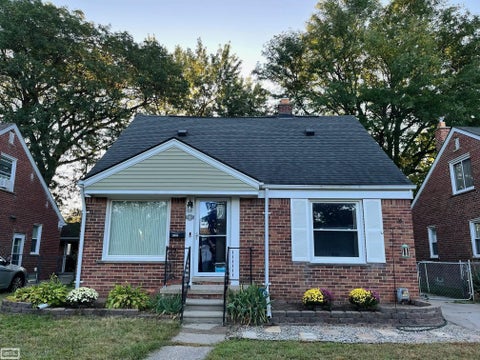 Tiny photo for 1306 N Silvery Lane, Dearborn City, MI 48128 (MLS # 58050220154)