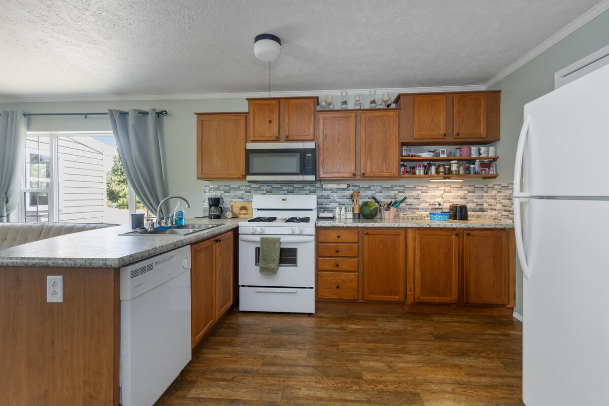 20089 W Lake Montcalm Road
