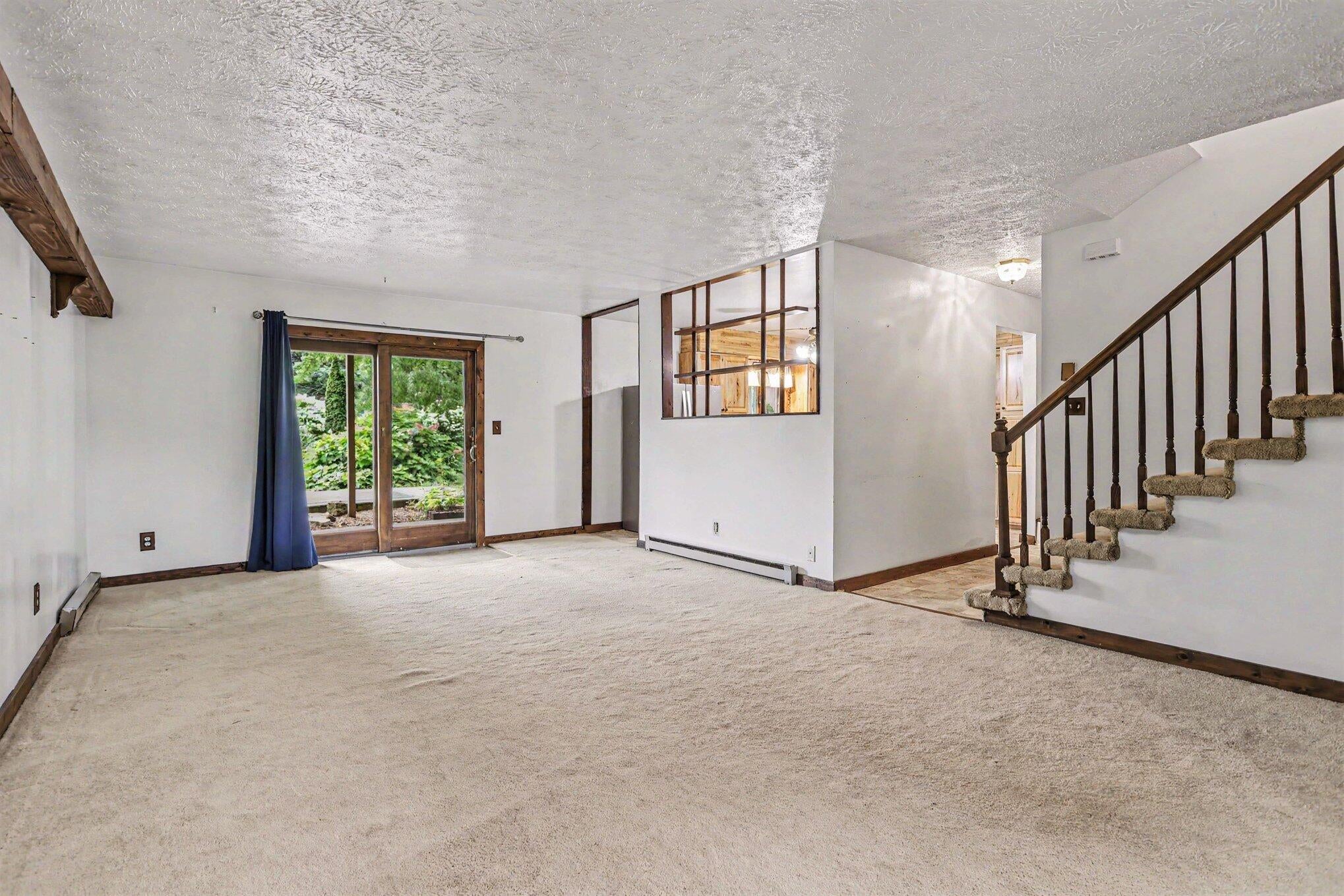 2785 Eaman Road
