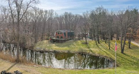 12109 SHAFFER Road Springfield Charter Township MI 48350