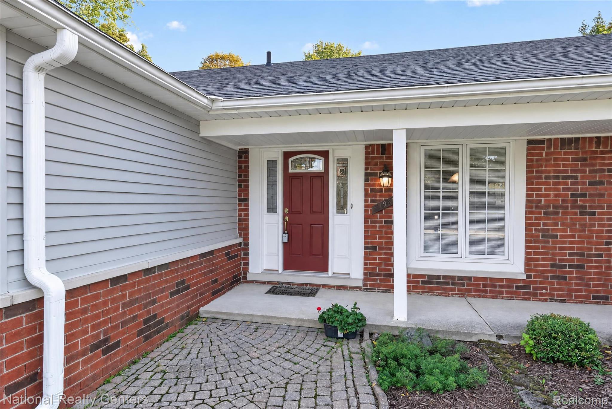 44967 Governor Bradford Road