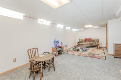listing image 50