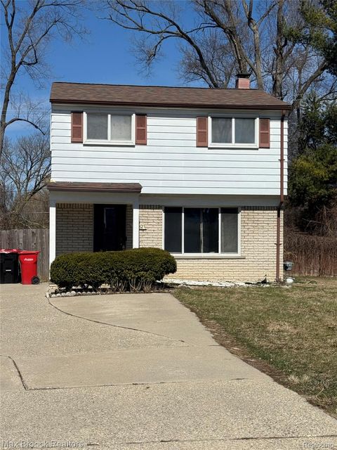 19682 Jeanette Street Southfield City MI 48075