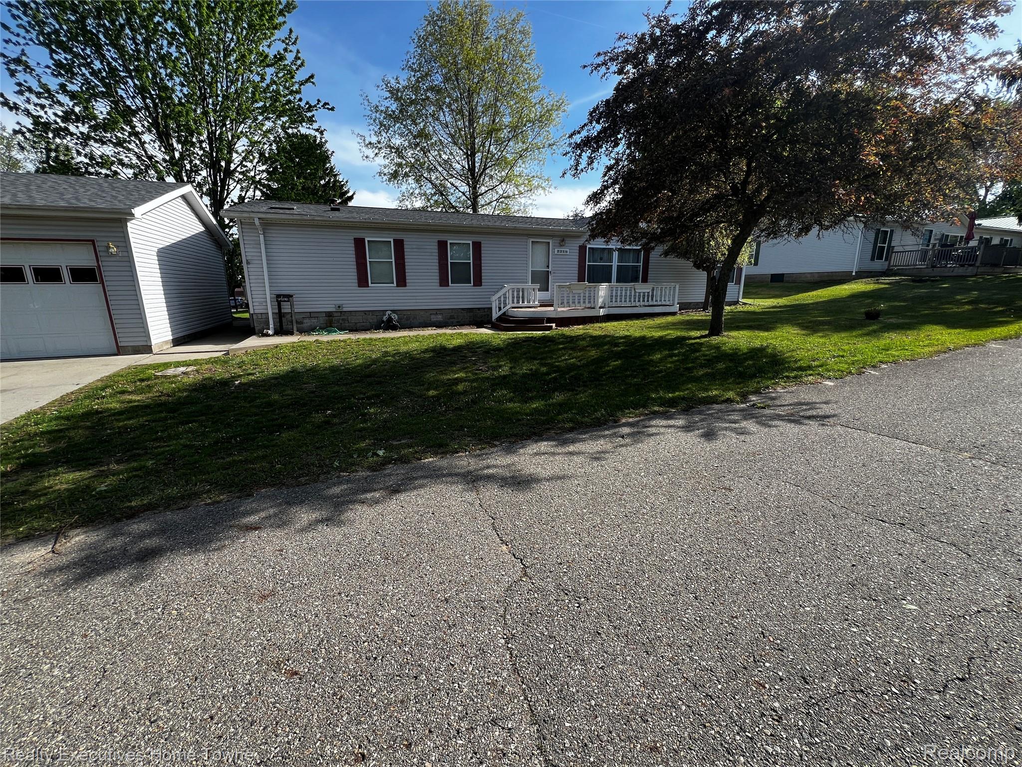 2218 Brent Street 63