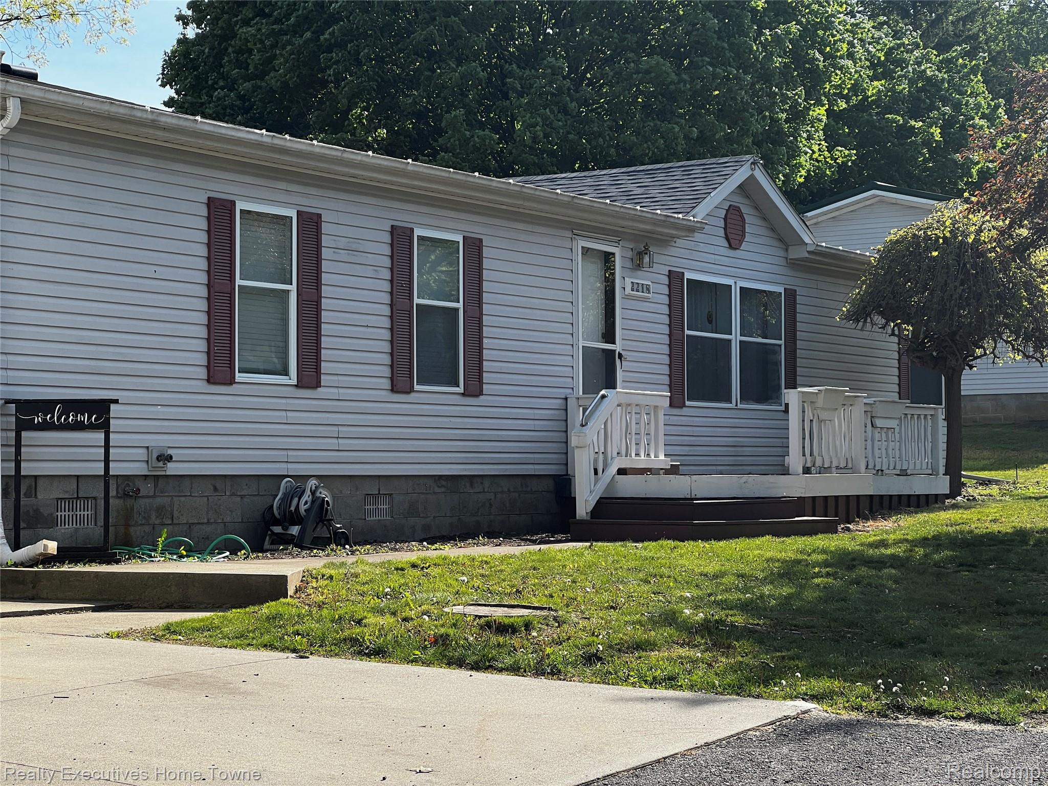2218 Brent Street 63