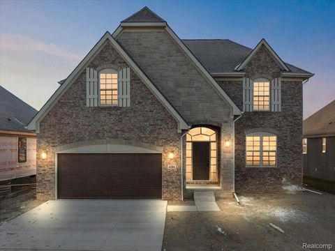 4060 Blossom Drive Sterling Heights City MI 48314