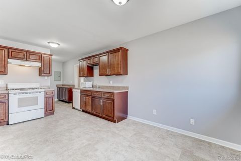 Tiny photo for 547 S Hawthorne Street, Westland City, MI 48186 (MLS # 20251061031)