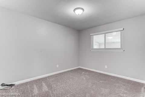 Tiny photo for 547 S Hawthorne Street, Westland City, MI 48186 (MLS # 20251061031)