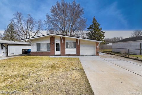 Tiny photo for 547 S Hawthorne Street, Westland City, MI 48186 (MLS # 20251061031)