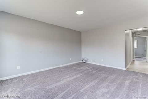 Tiny photo for 547 S Hawthorne Street, Westland City, MI 48186 (MLS # 20251061031)