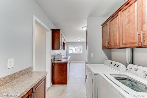 Tiny photo for 547 S Hawthorne Street, Westland City, MI 48186 (MLS # 20251061031)