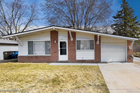 Tiny photo for 547 S Hawthorne Street, Westland City, MI 48186 (MLS # 20251061031)