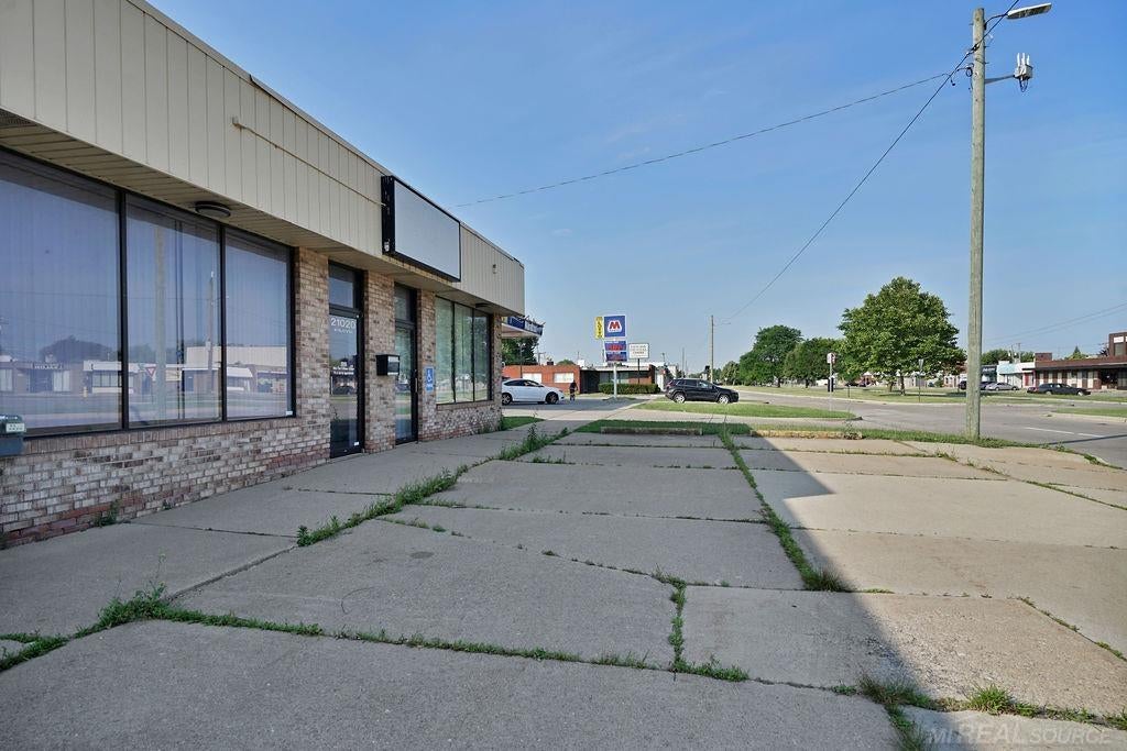 21020 Kelly Road