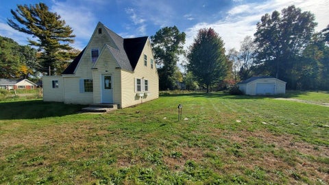 Photo of 2991 Violet Avenue, Muskegon Charter Township, MI 49442 (MLS # 65026056361)
