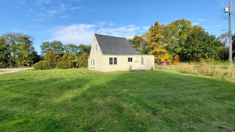 Tiny photo for 2991 Violet Avenue, Muskegon Charter Township, MI 49442 (MLS # 65026056361)