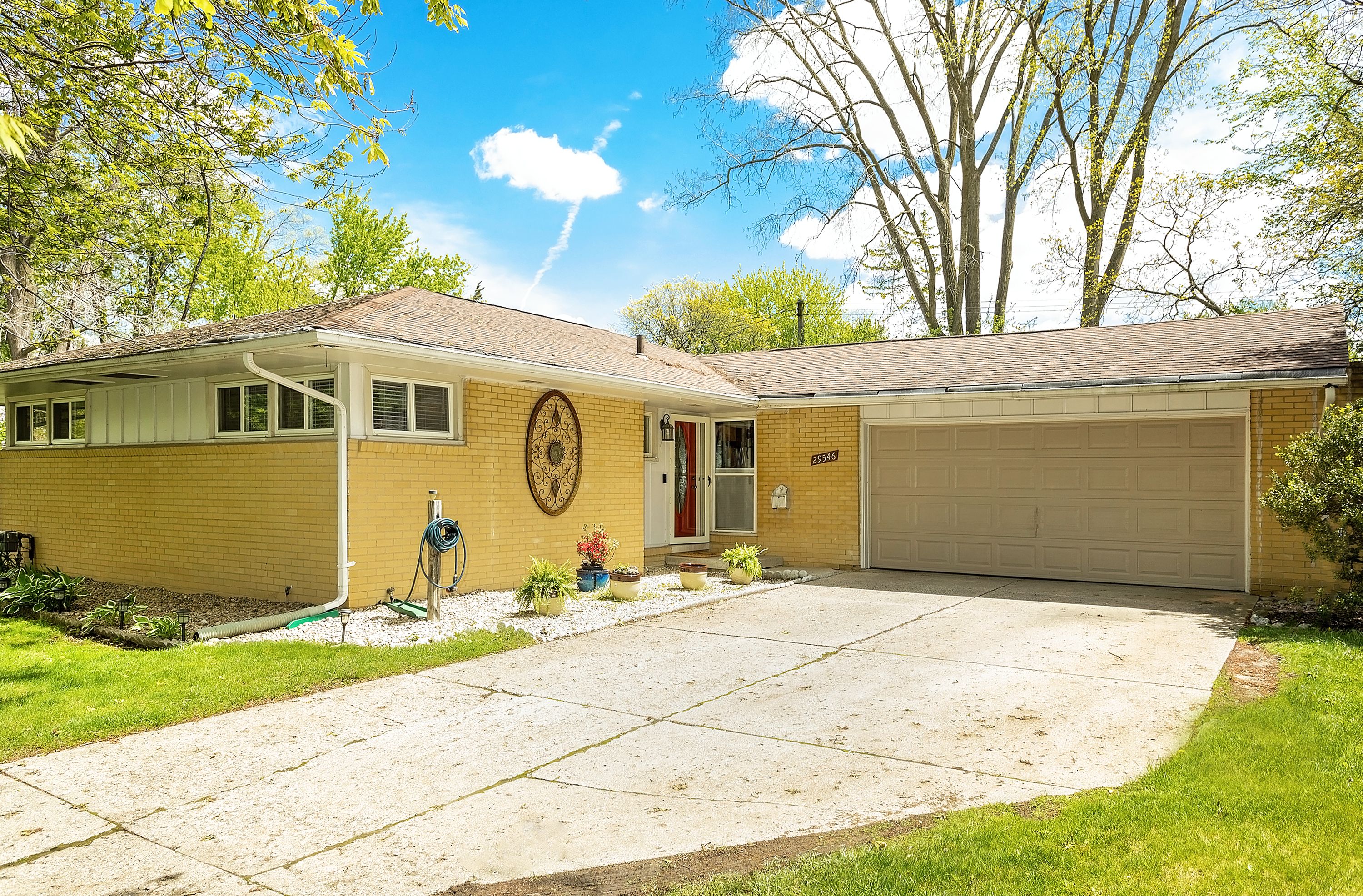 29546 FALL RIVER Road