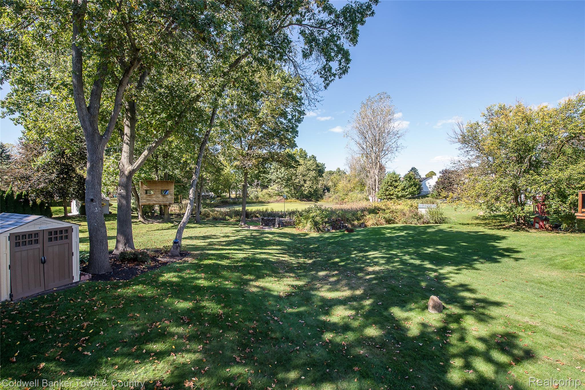 9305 Appleview Court