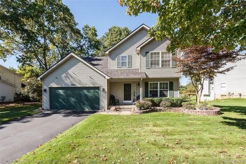 9305 Appleview Court Hamburg Township MI 48116