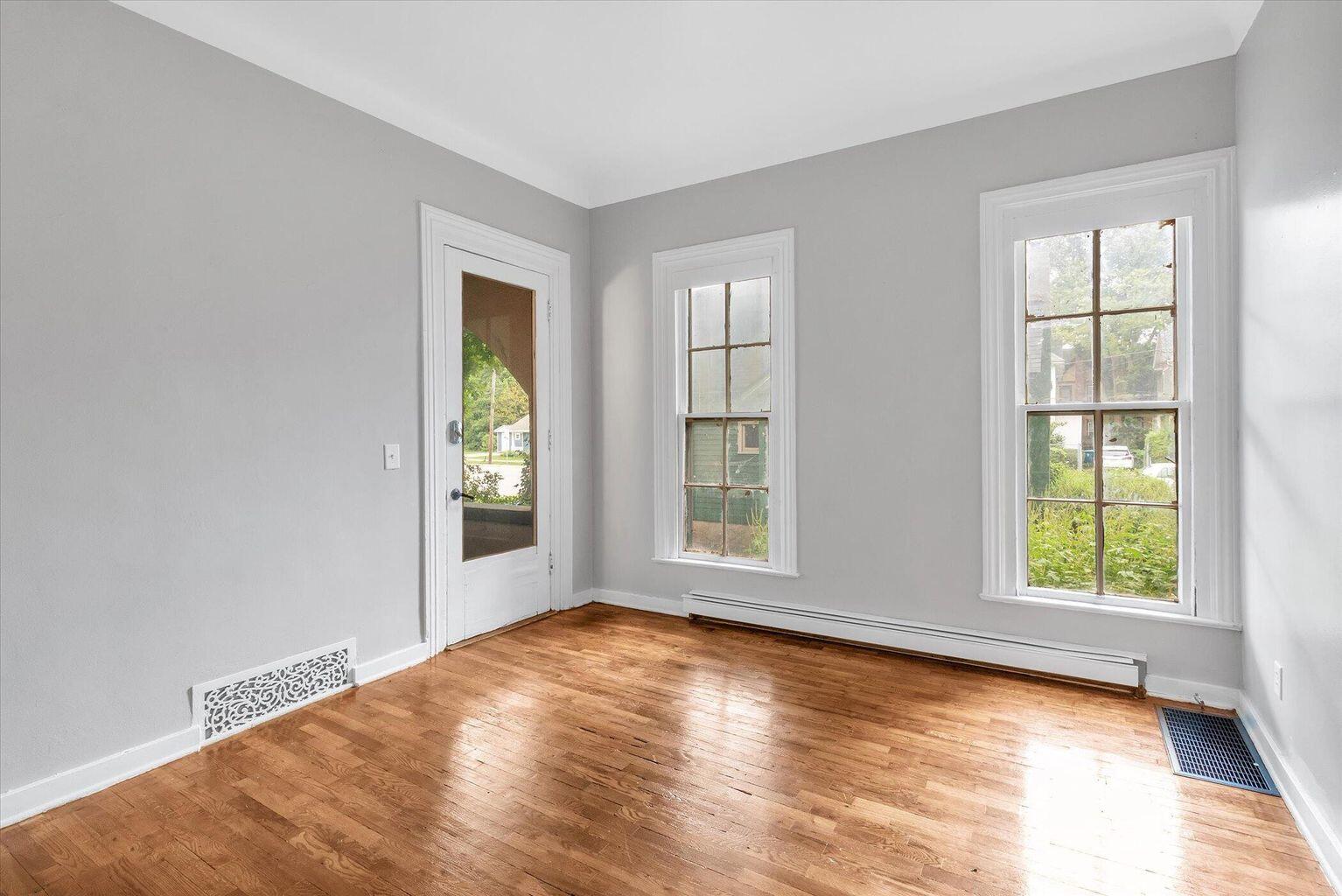809 W Cedar Street
