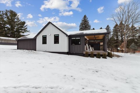 listing image 83