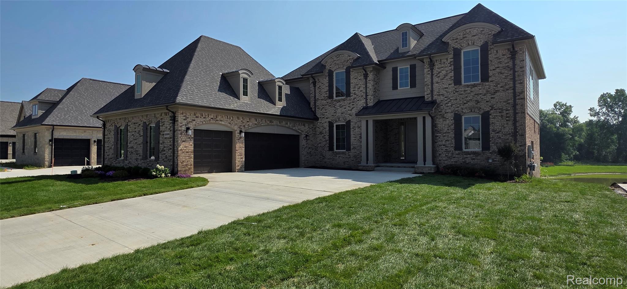 55590 Laurel Oaks Lane