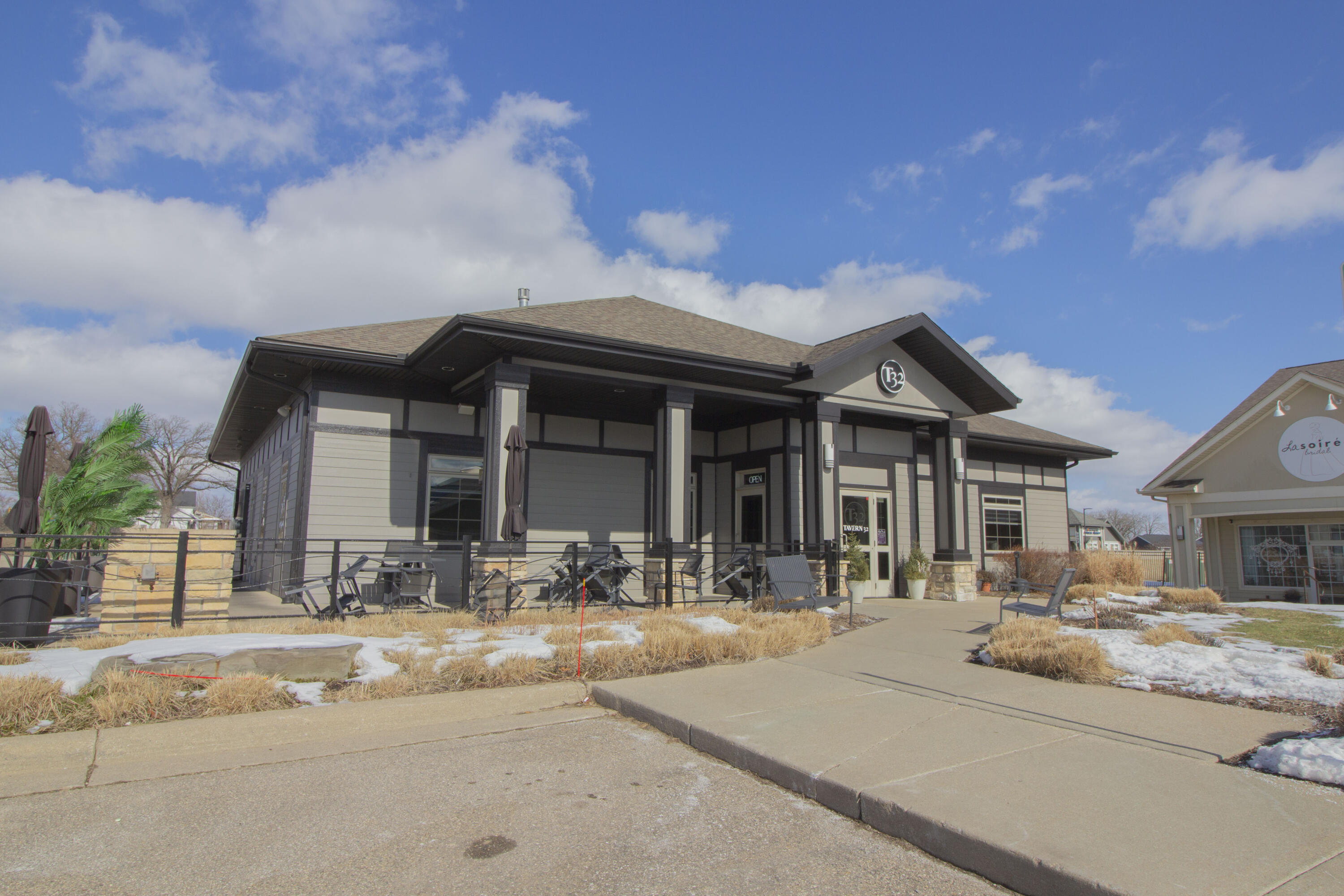 8880 N 32nd Street