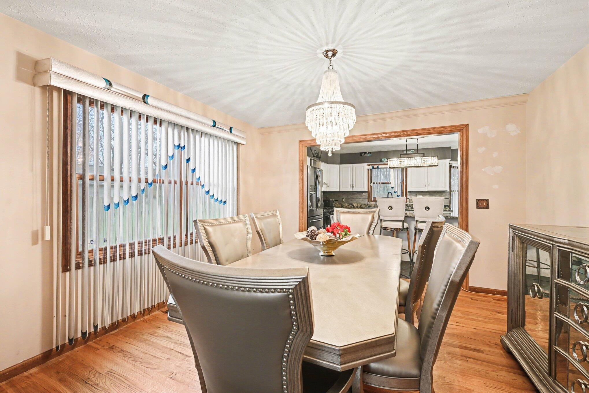 5790 Sandy Cove Drive