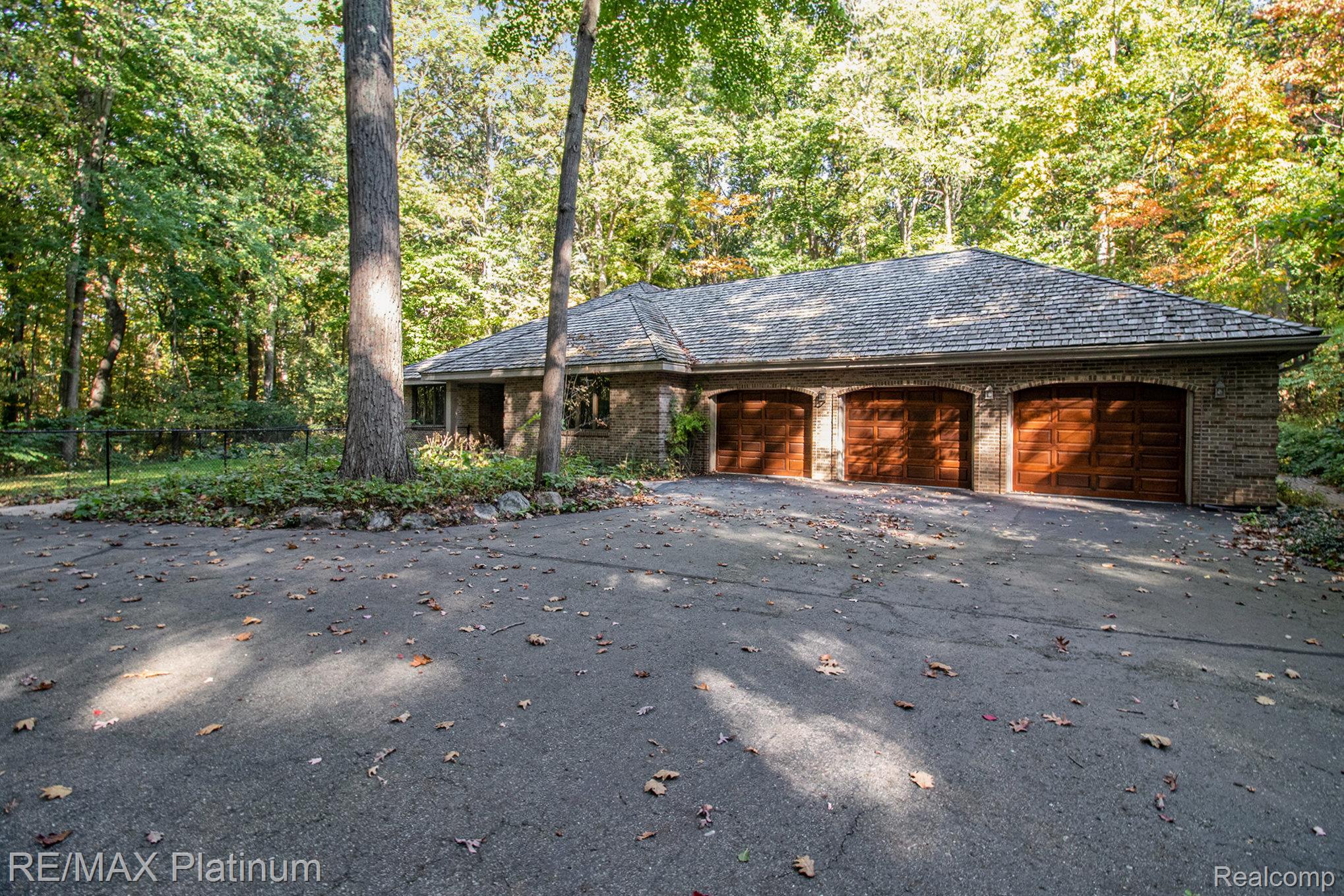4352 Fenton Road