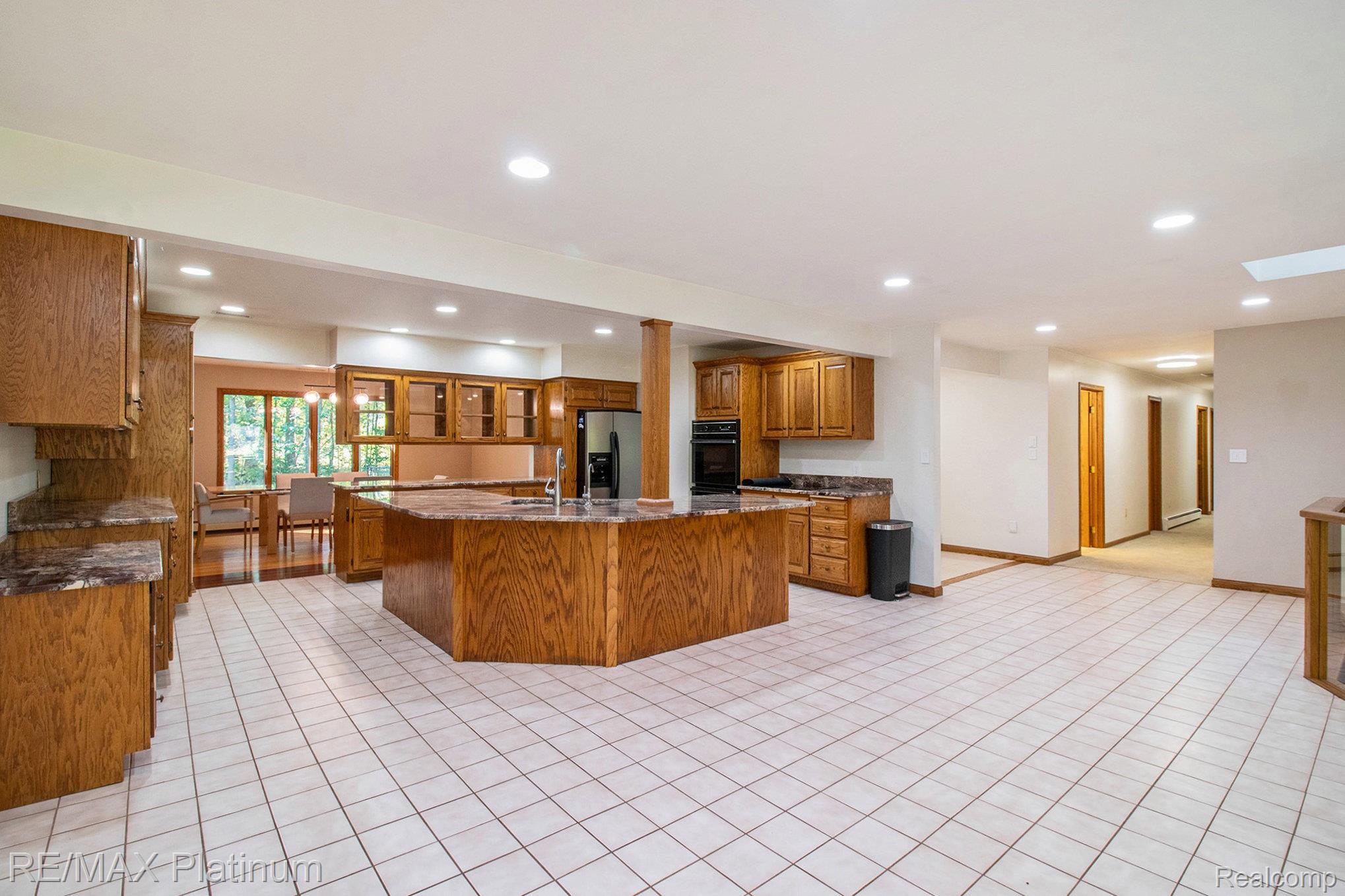 4352 Fenton Road