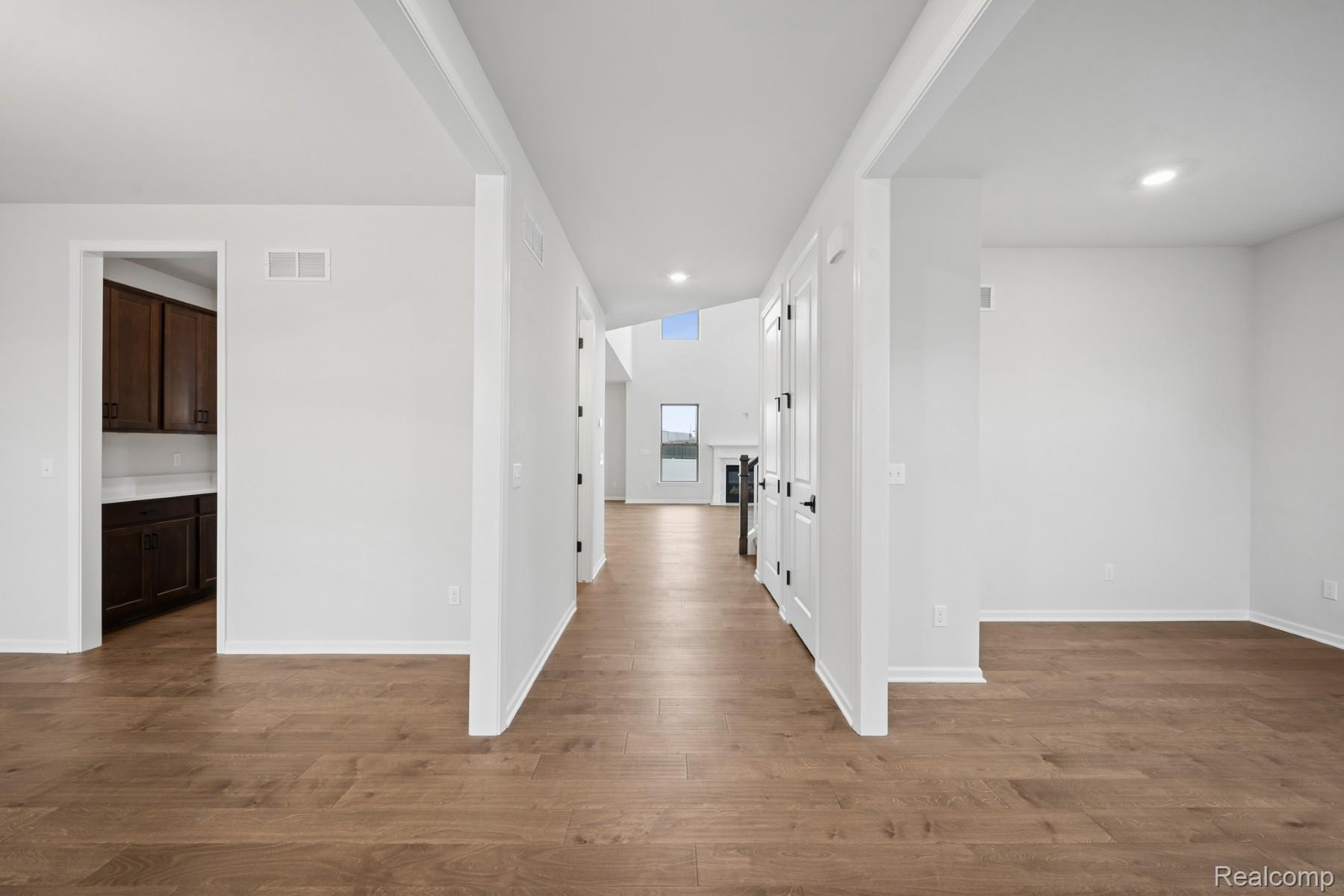 12185 Moore Lane