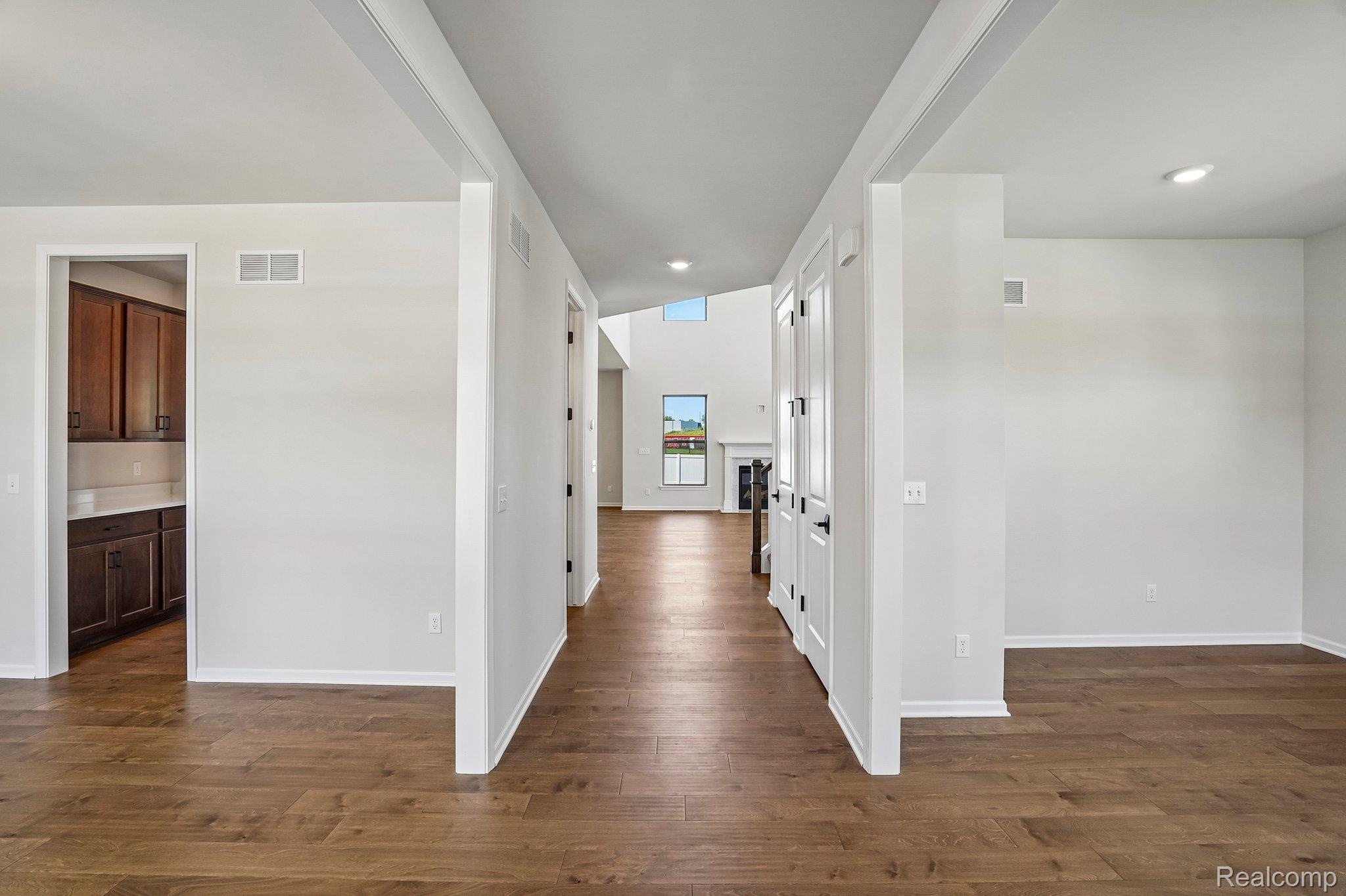 12185 Moore Lane