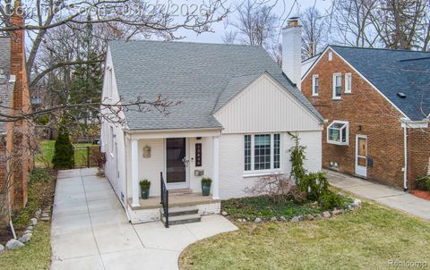 10846 Hart Avenue Huntington Woods City MI 48070