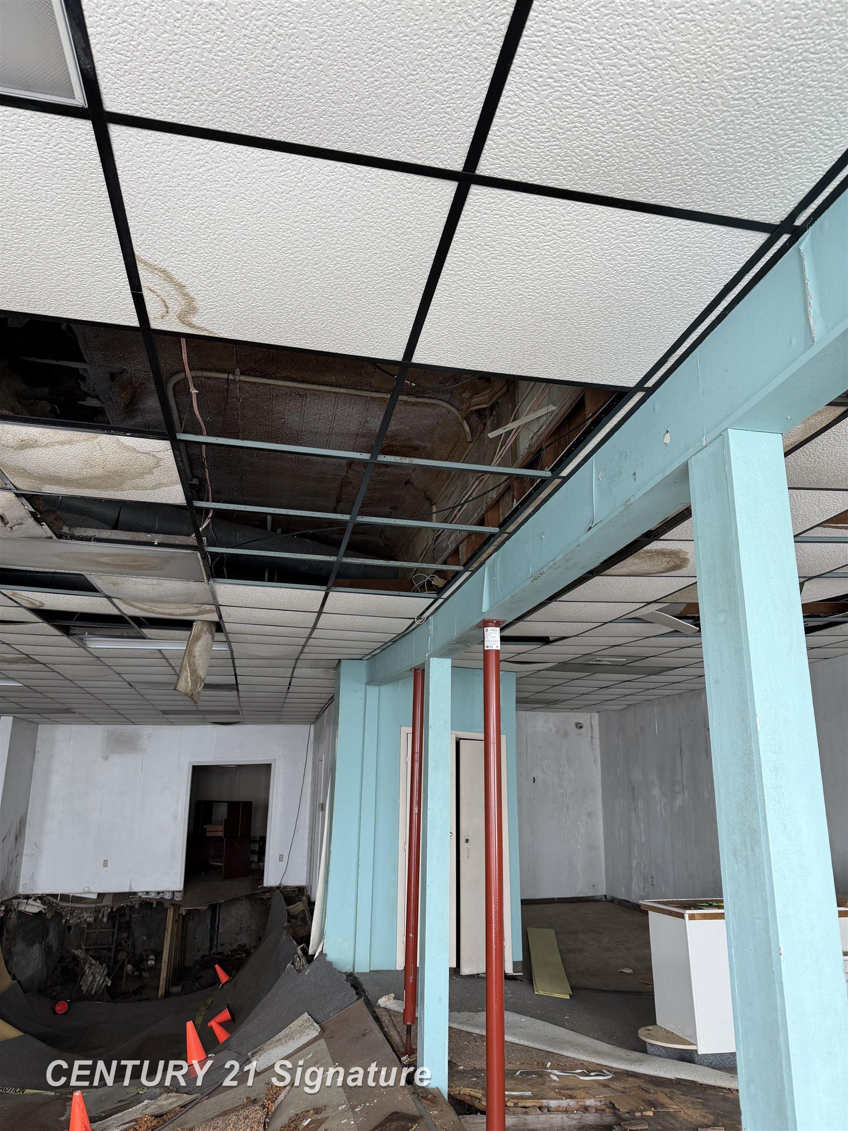 11738 N Saginaw Street