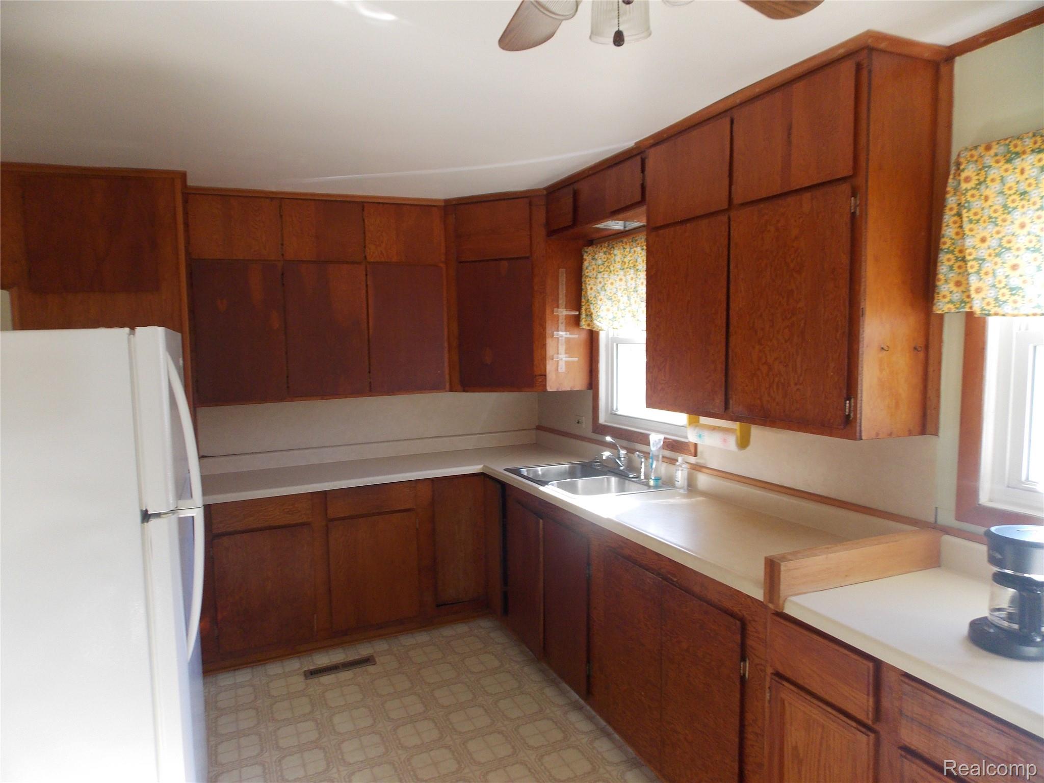 5263 Otter Lake Road