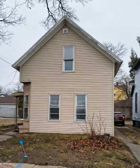 Photo of 1316 Sanford Street, Muskegon City, MI 49441 (MLS # 65026006439)