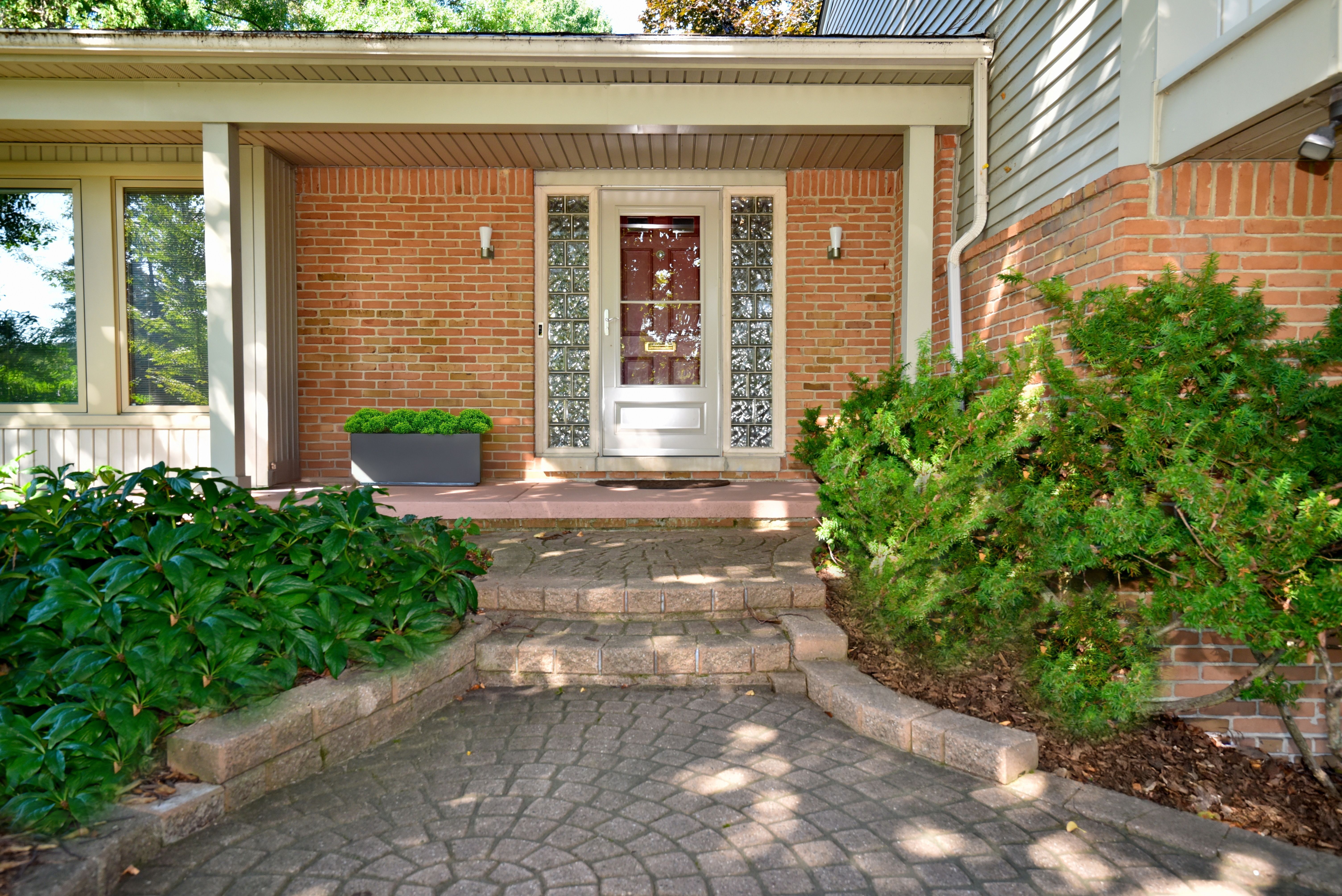 28107 NEW BEDFORD Drive