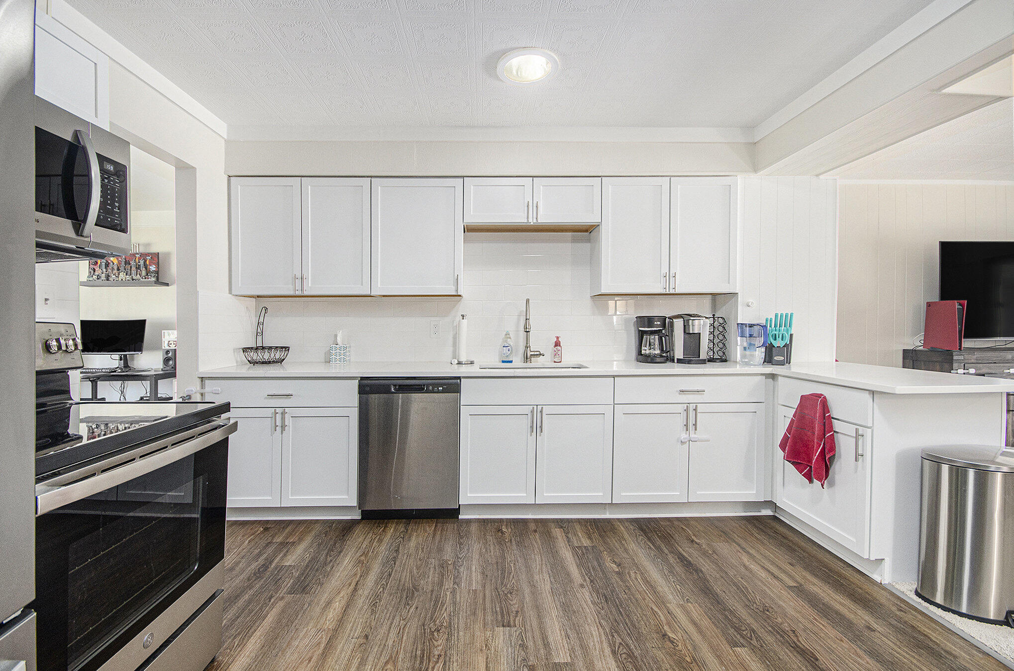 28291 Suburban Drive