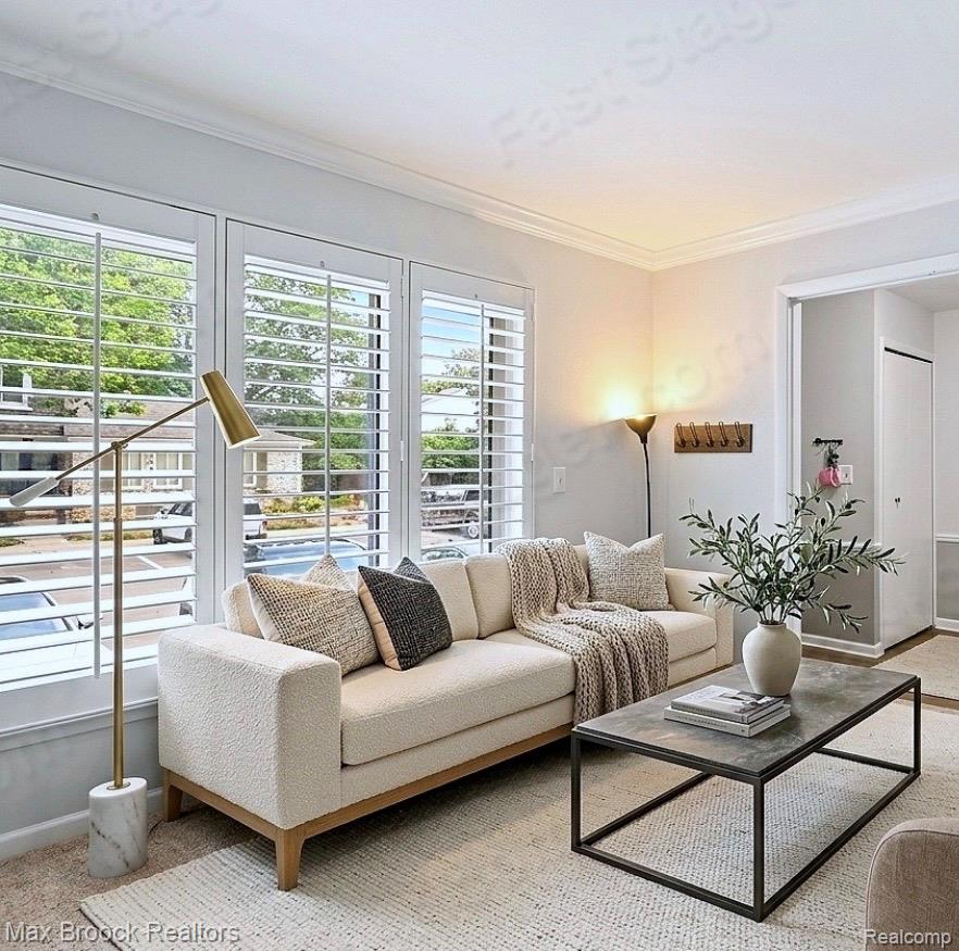 1928 S Wickham W